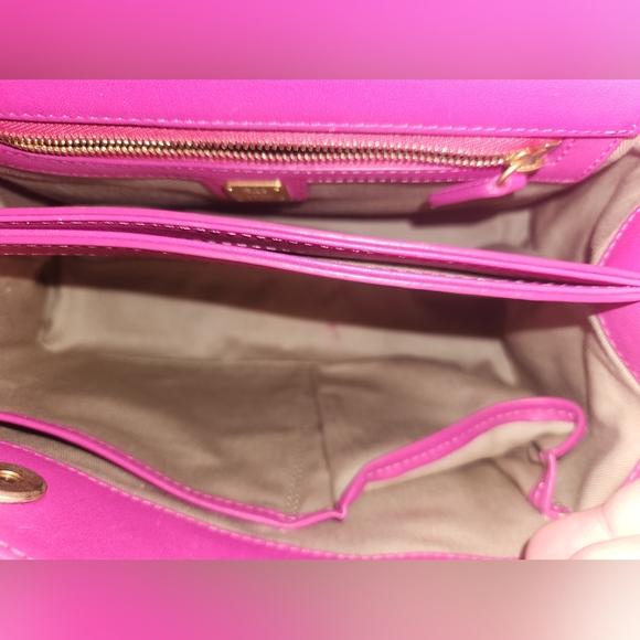 MCM Hot Pink Convertible Crossbody Bag! Stunning Color! Hard To Find Color! - Picture 10 of 16